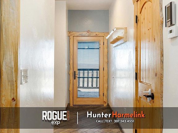 3rd image of 6593 Ridgecrest Dr