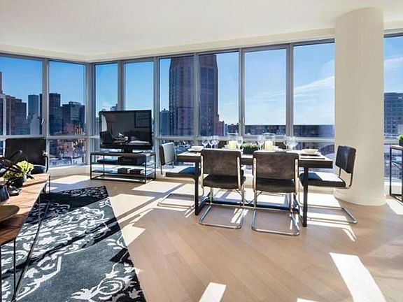 3rd image of 160 Madison Ave APT 39C