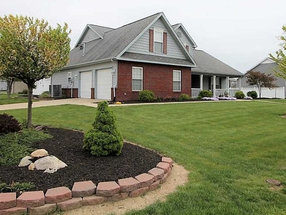 2nd image of 4413 Amesbury Dr