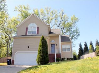 2912 Sweet Berry Ct, Chester, VA 23831