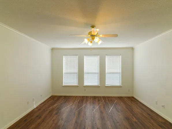 9605 Pinehurst Dr, Rowlett, TX 75089