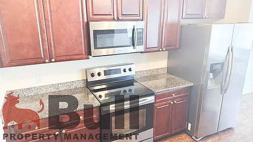 1125 Evergreen Ct Photo 1