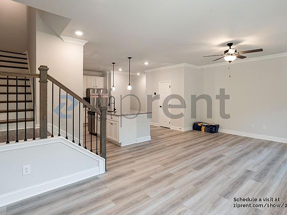 2nd image of 4533 Cypress Park Dr