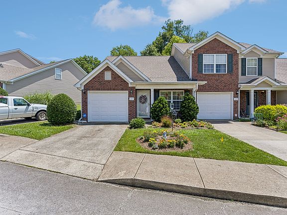 2nd image of 121 Antler Ridge Cir
