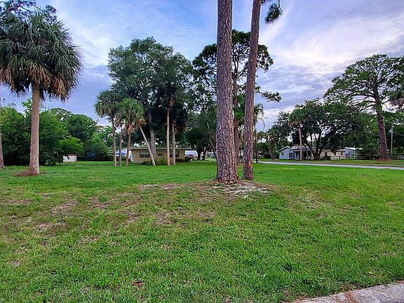5th image of 205 Seminole Ave