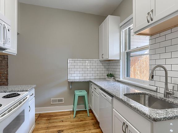 4th image of 1505 Penn St APT 1