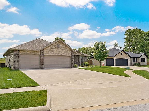 2nd image of 5664 W Mangrove Street