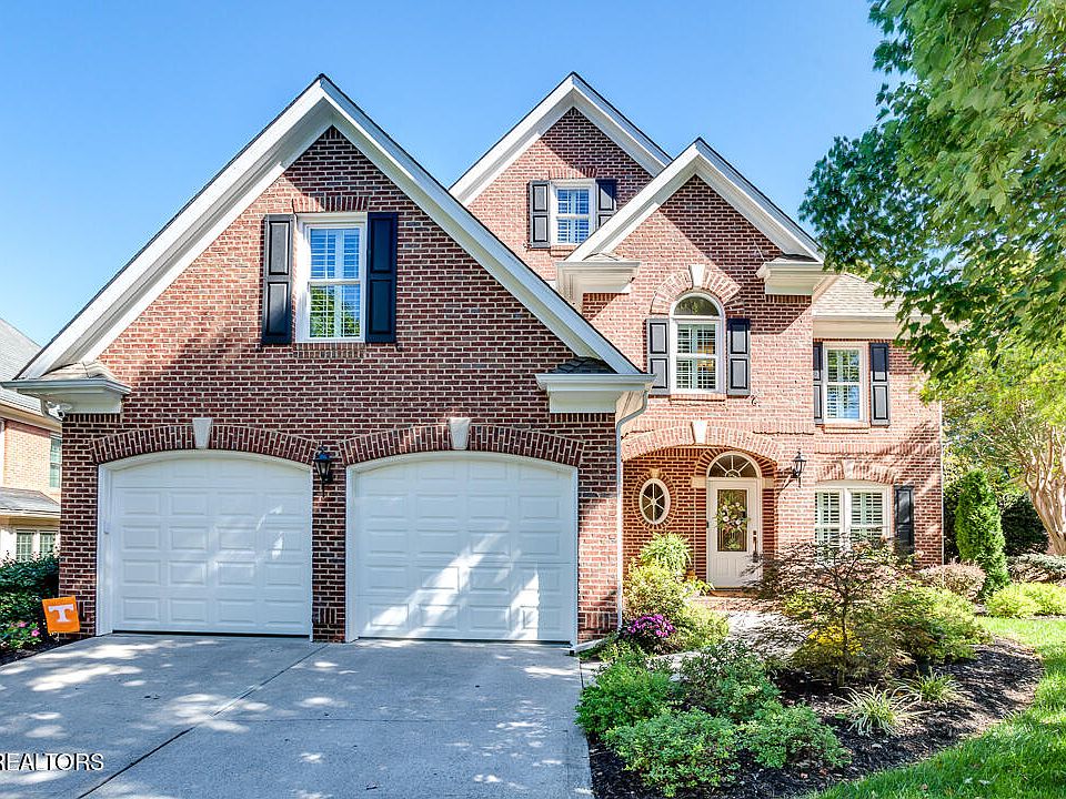 1st image of 512 Wyndham Hall Ln