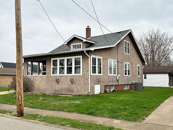 2nd image of 1218 Schuyler St