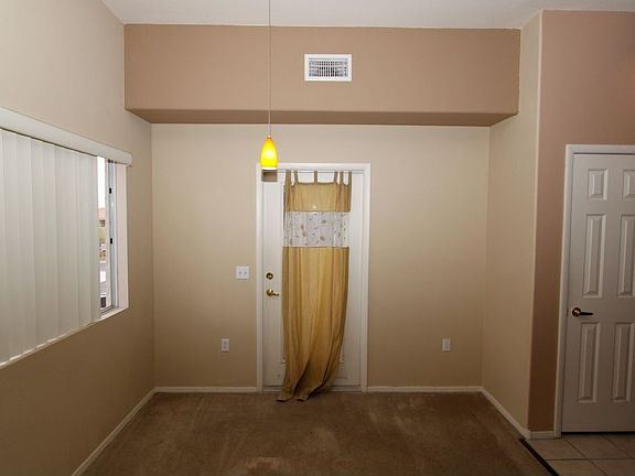 5th image of 10245 S Maryland Pkwy Unit 2186