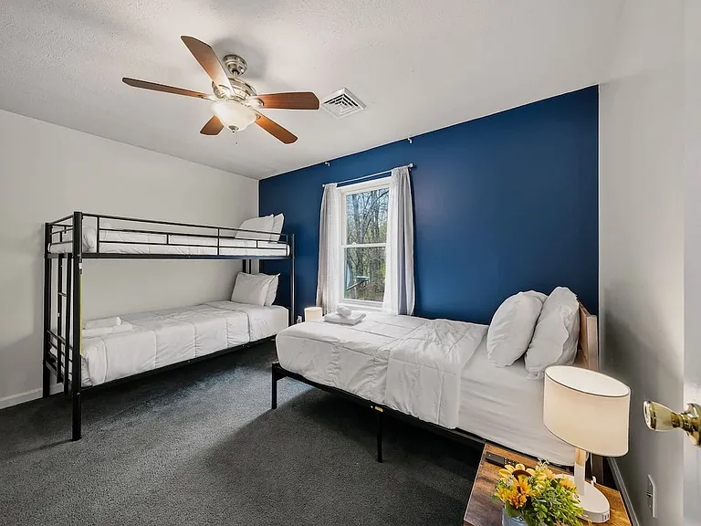 6000 Boardwalk Dr — Photo 15