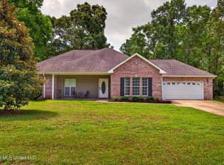 71 Conner Dr, Perkinston, MS 39573
