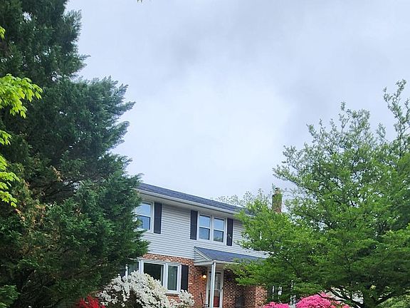 4th image of 2523 Merribrook Rd