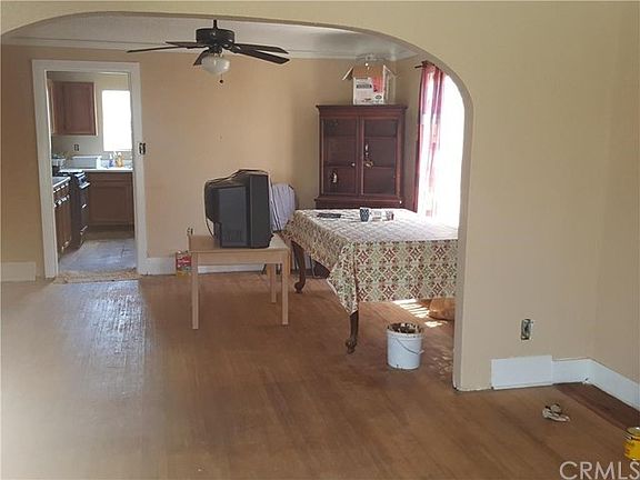 2nd image of 1650 W 65th St