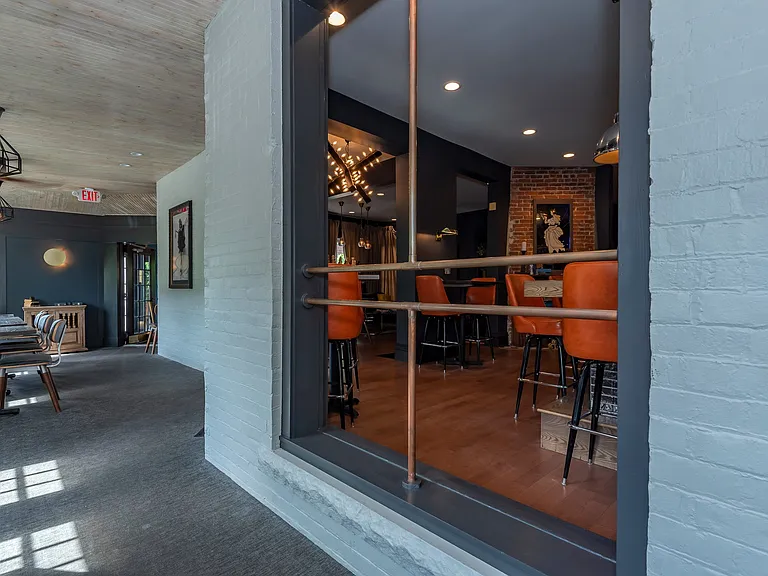 717 N College Ave — Photo 20