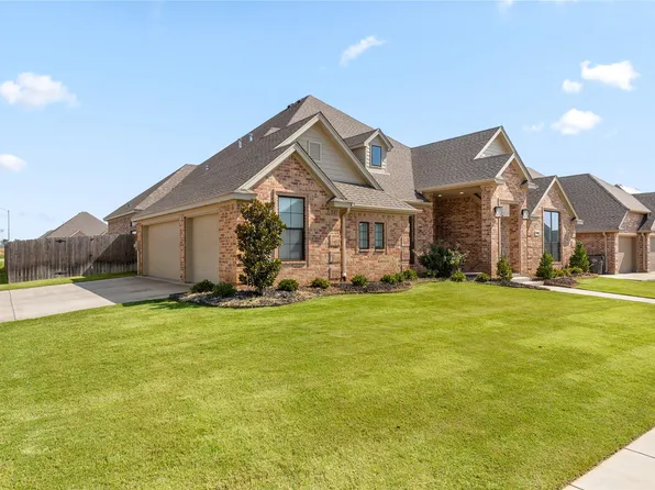 5682 Black Stone Dr, Wichita Falls, TX 76310