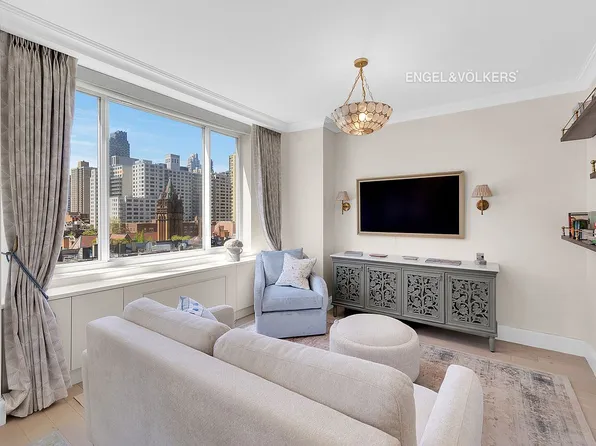 389 E 89th St APT 10B, New York, NY 10128