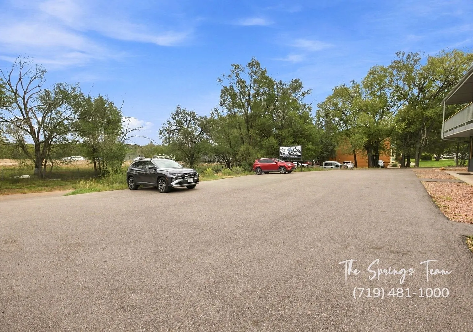 Modern Westside Studio Apartment Near Old Colorado City — Photo 4