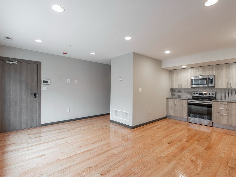 1st image of 2545-47 Montrose St #Bb