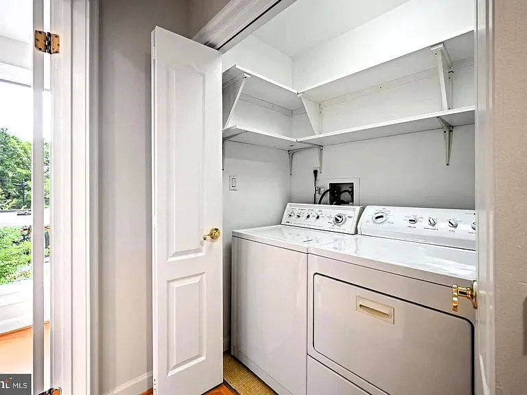5330 Connecticut Ave NW — Photo 27