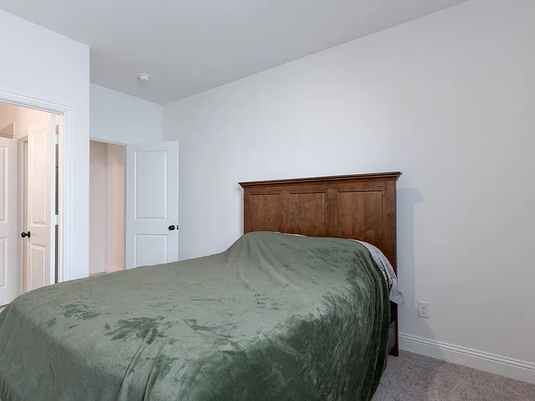 5200 Woodway Dr — Photo 19