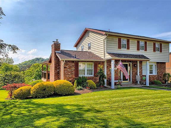 2nd image of 108 Wiltshire Cir