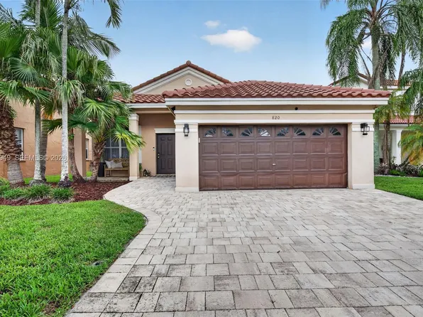 820 Falling Water Rd, Weston, FL 33326