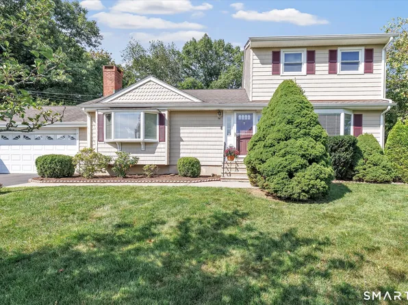 94 Ascolese Road, Trumbull, CT 06611