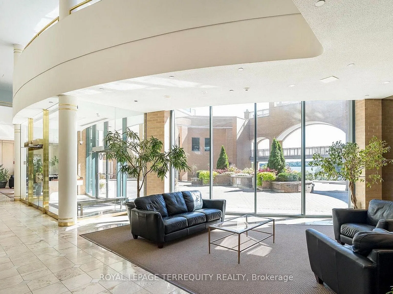 2 bed, $2,300 — Photo 3
