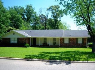 1108 Appian Way, Dothan, AL 36303