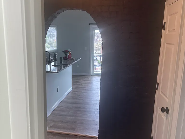 2219 Kenton St #A — Photo 34