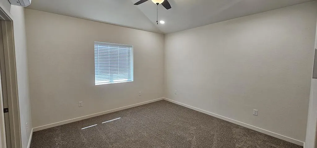 725 W 6th S St, Unit 202 — Photo 4