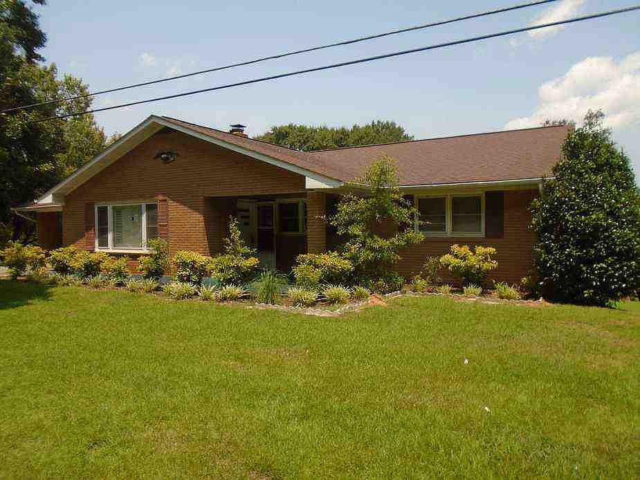 1st image of 2205 Liberty Hill Rd