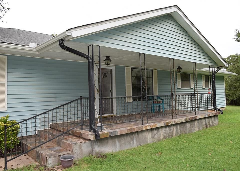 1st image of 18401 Sierra Ln