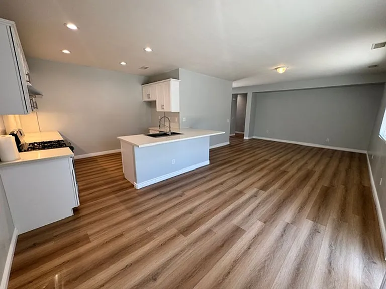 45426 Stanridge Ave — Photo 9