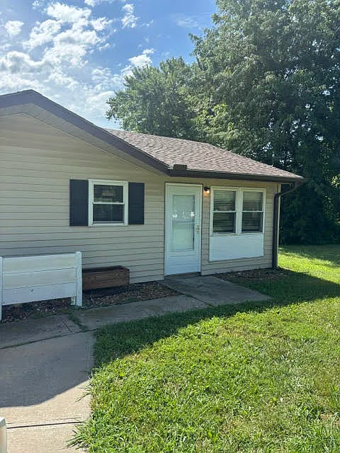 2 bed, 860 sqft, $1,150 — Photo 2
