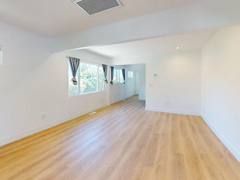 6717 Mokelumne Ave — Photo 7