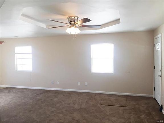 5th image of 4537 Walter Ave