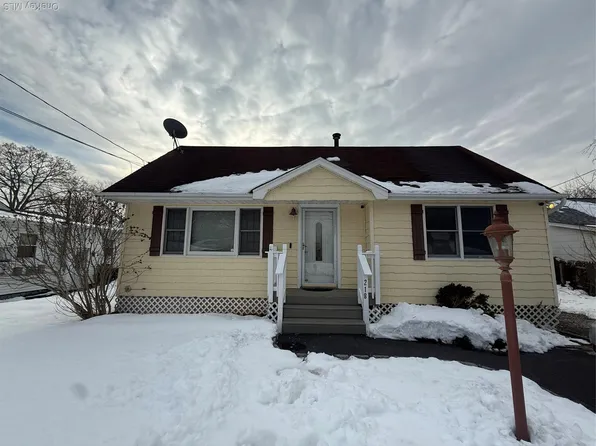 218 Bayview Drive, Mastic Beach, NY 11951