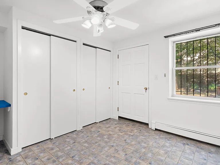 14 Webster Pl #1 — Photo 4