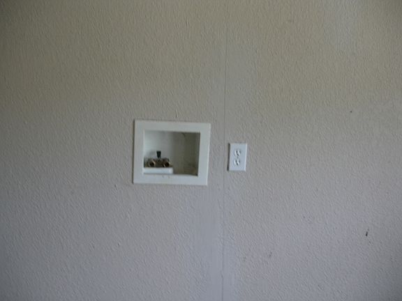 4th image of 1535 Cleveland Ave