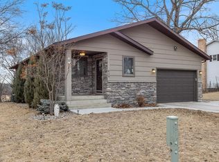 415 E Oak St, Redwood Falls, MN 56283