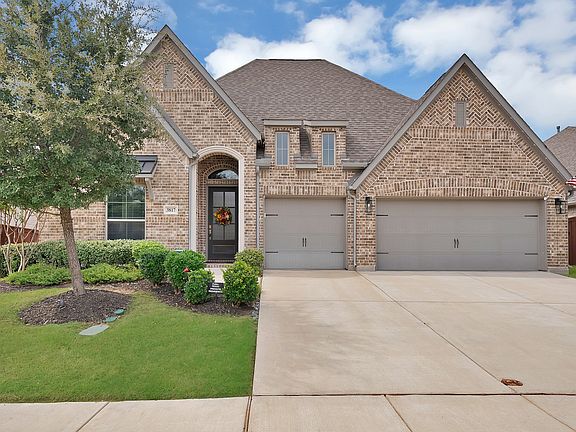 3rd image of 3817 Redbud Dr