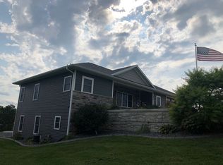 26379 Mill Creek Rd, Bellevue, IA 52031