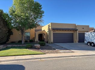 102 N Apache Gold Loop, Santa Teresa, NM 88008