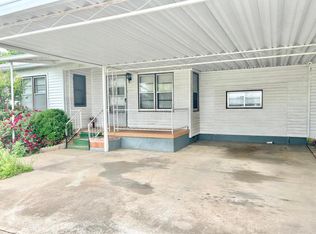 2404 NW 12th St, Lawton, OK 73507