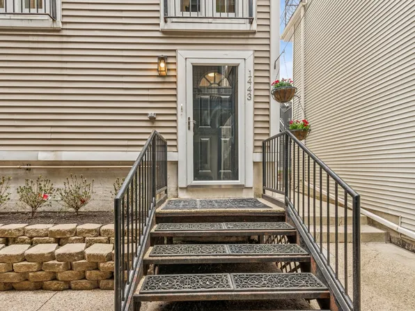 1443 N Mohawk St #4, Chicago, IL 60610