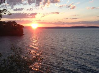 18 Longmeadow E, Grand Isle, VT 05458