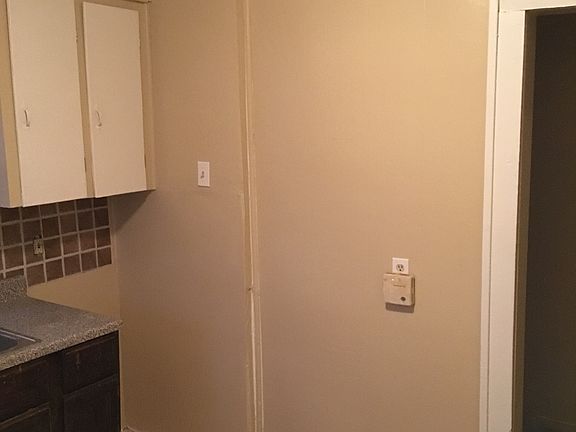 5th image of 12884 Saint Marys St