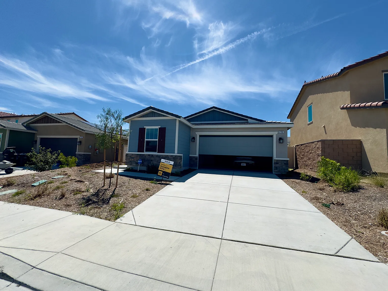 4 bed, 1840 sqft, $3,200 — Photo 1